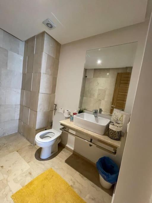 Chic & Cosy Flat Near Airport Lockbox Fast Wifi Lejlighed Nouaceur Eksteriør billede