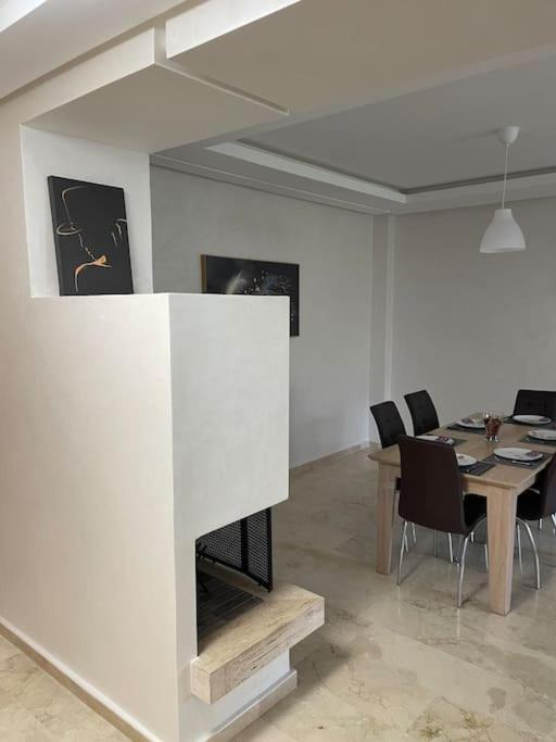 Chic & Cosy Flat Near Airport Lockbox Fast Wifi Lejlighed Nouaceur Eksteriør billede